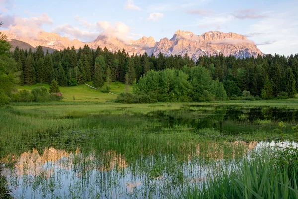 Альпийское озеро Баварии — стоковое фото