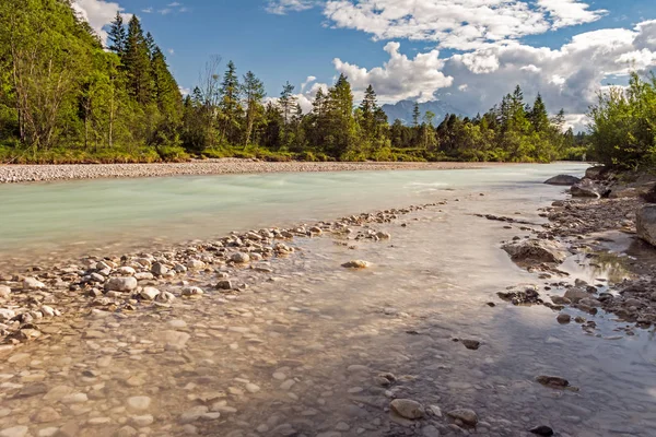 River Isar ในบาวาเรีย — ภาพถ่ายสต็อก