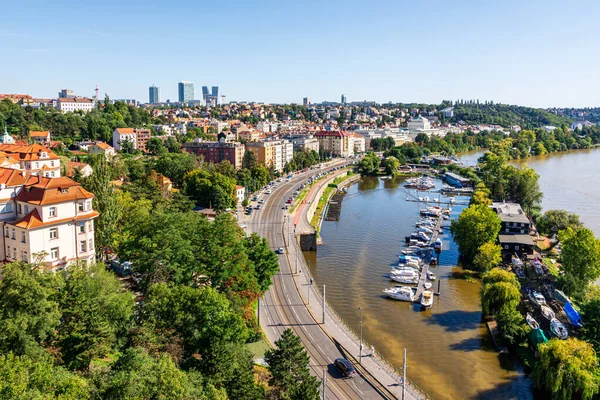 Marina sul fiume Moldava a Praga — Foto Stock