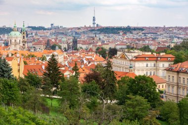 Prag şehrinin hava manzarası