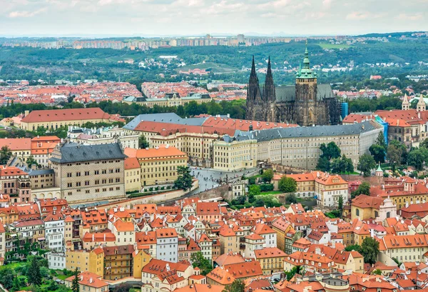 Vista aérea sobre a cidade de Praga — Fotografia de Stock