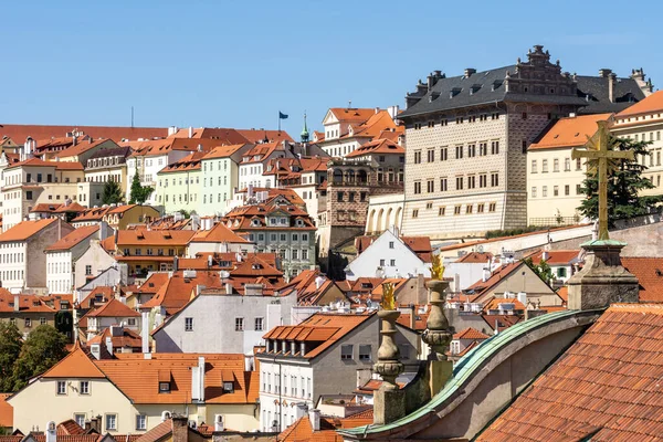 Letecký výhled na hlavní město Prahu — Stock fotografie