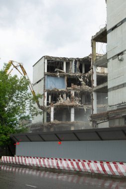 Eski püskü binalar büyük yeni modern çeyrek oluşturmak için aşağı çekmek - vatandaşların yaşam kalitesini artıracak.