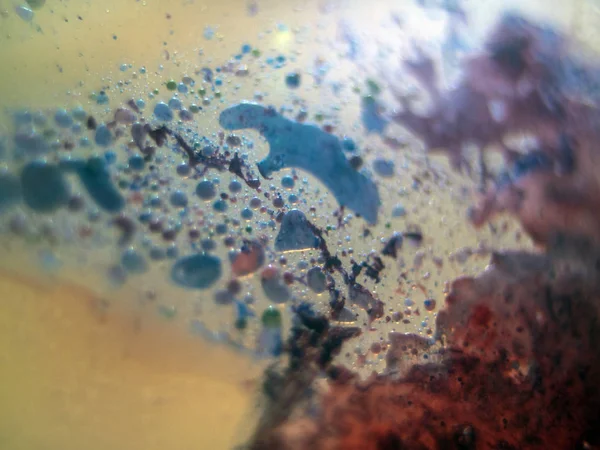 boya su ile kimyasal reaksiyon