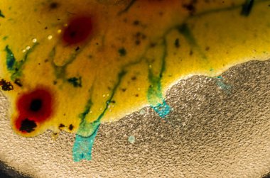 boya su ile kimyasal reaksiyon