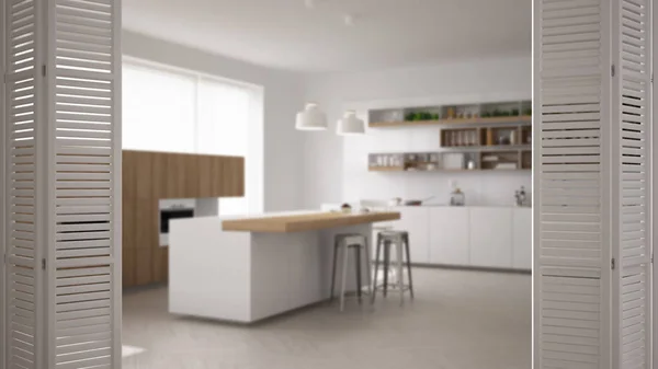 白色折叠门打开现代简约厨房与海岛 白色室内设计 建筑师设计师概念 模糊背景 — 图库照片