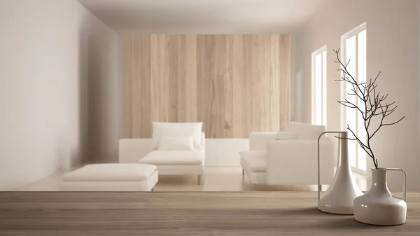 Ahşap masa üstü veya bulanık minimalist modern oturma odası, beyaz iç tasarım üzerinde minimalist modern vazo ile raf