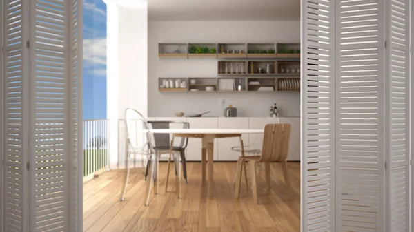 シンプルなキッチンには大きなパノラマの窓 モダンなインテリア デザイン 建築家デザイナーのコンセプトに開く白い折れ戸は 背景をぼかし — ストック写真