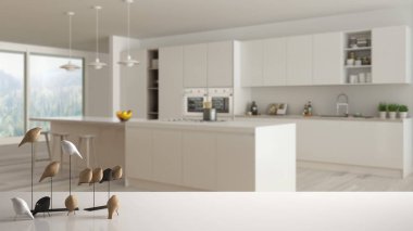 Masa üstü veya raf minimalist kuş süsleme ile beyaz, ıvır - ustalık bulanık modern minimalist beyaz ve ahşap mutfak, modern iç mekan tasarımları üzerinde kuş