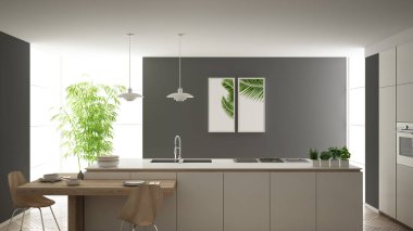 Modern temiz çağdaş beyaz mutfak, sandalye, bambu ve saksı bitkileri, büyük pencere ve ringa kemiği parke zemin, minimalist iç tasarım ile ahşap yemek masası