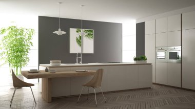 Modern temiz çağdaş beyaz mutfak, sandalye, bambu ve saksı bitkileri, büyük pencere ve ringa kemiği parke zemin, minimalist iç tasarım ile ahşap yemek masası
