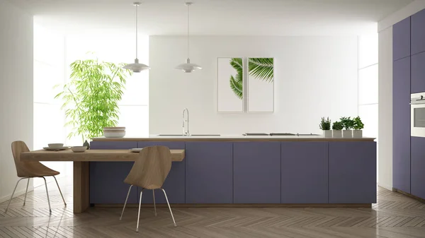 Nowoczesna czysta kuchnia purpurowa współczesnej, wyspa i drewniany stół z krzesłami, bambusa i rośliny doniczkowej, duże okno i Jodełka parkiet, minimalistyczny wystrój wnętrz — Zdjęcie stockowe
