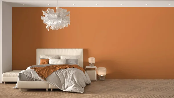寄木細工の床、ダブルベッド、ペンダントランプと枕、豪華なインテリアデザインテンプレート、コピースペースモックアップと現代的な空間でマスターベッドルームとミニマリストオレンジの背景 — ストック写真