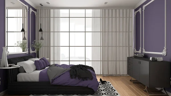Quarto moderno de cor violeta no quarto clássico com molduras de parede, parquet, cama de casal com edredão e travesseiros, mesas de cabeceira minimalistas, espelho e decorações. Conceito de design de interiores — Fotografia de Stock
