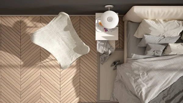 Moderna camera da letto minimalista bianca e grigia, letto con cuscini e coperte, pavimento in parquet a spina di pesce, comodini, poltrona e moquette. Architettura, concetto di interior design, vista dall'alto — Foto Stock