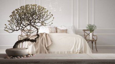 Çakıl ve saksı çiçek bonsai, beyaz çiçekler, battaniye, modern iç tasarım, zen temiz mimari konsept fikir ile klasik yatak odası üzerinde Vintage ahşap masa raf