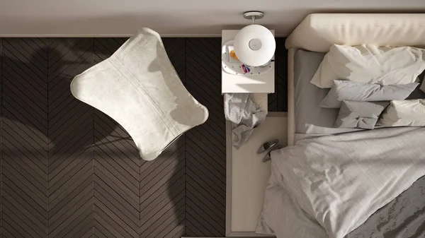 Moderno dormitorio minimalista blanco y gris, cama con almohadas y mantas, suelo de parquet de espiga, mesitas de noche, sillón y alfombra. Arquitectura, concepto de diseño de interiores, vista superior — Foto de Stock