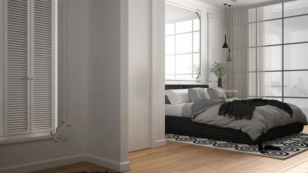 벽 몰딩, 쪽모이 세공 마루 바닥, 이불과 베개가있는 더블 침대, 미니멀 한 침대 옆 테이블, 거울 및 장식이있는 고전적인 객실의 현대적인 흰색 침실. 인테리어 디자인 컨셉 — 스톡 사진