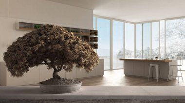 Saksı çiçek bonsai ile Vintage ahşap masa raf, bej yaprakları, çiçekler, panoramik pencere ile modern mutfak üzerinde, modern iç tasarım, zen temiz mimari konsept fikir