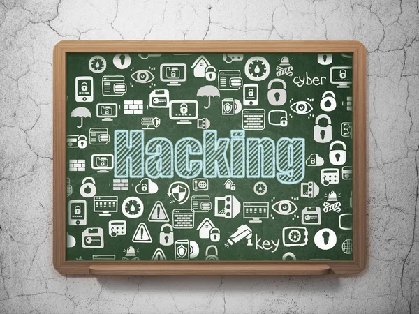 Conceito de proteção: Hacking no fundo da placa da escola — Fotografia de Stock