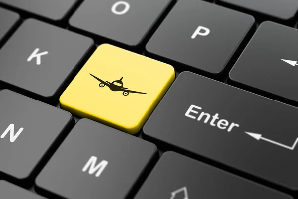 Concepto de turismo: Aviones en el fondo del teclado del ordenador — Foto de Stock