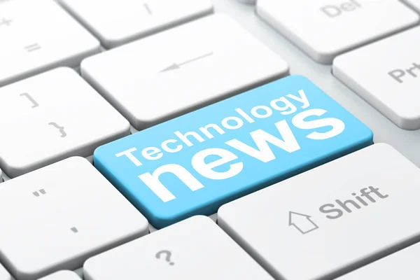 Conceito de notícias: Technology News no fundo do teclado do computador — Fotografia de Stock