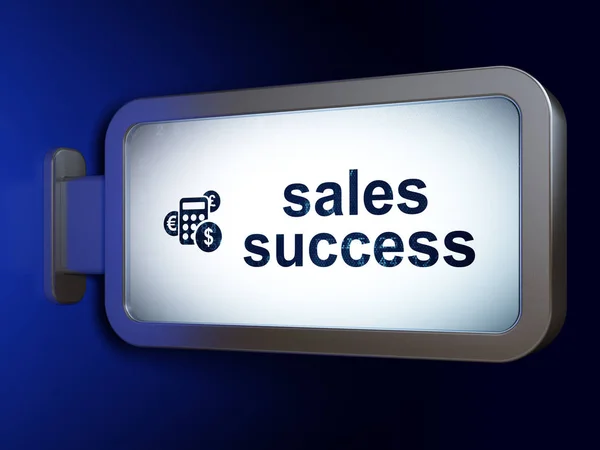 Concetto di marketing: successo delle vendite e calcolatrice su sfondo cartellone — Foto Stock