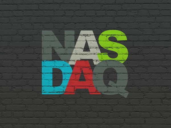 Concept d'indices boursiers : NASDAQ sur fond de mur — Photo