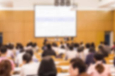İş adamları konferans salonu veya seminer salonu, iş insanlar kavramı içinde arka plan bulanık.
