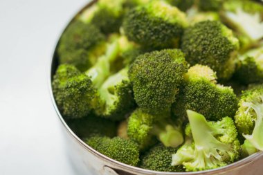 Ham taze brokoli çiçeği, sağlıklı yeşil Organ hazır yemek için.