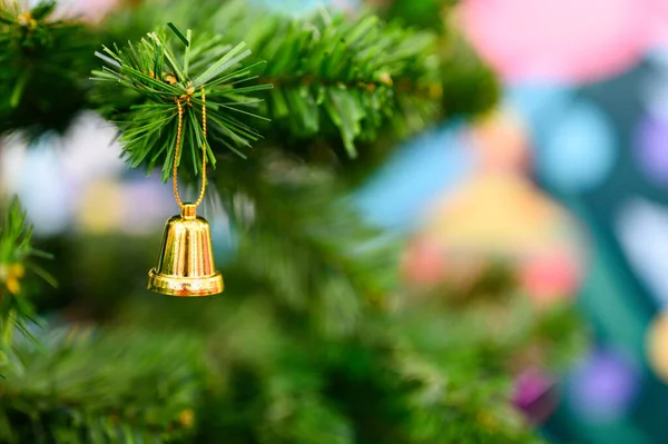 Árvore Natal Decorada Bonita Fundo Borrado Feriados Ano Novo Feriados — Fotografia de Stock