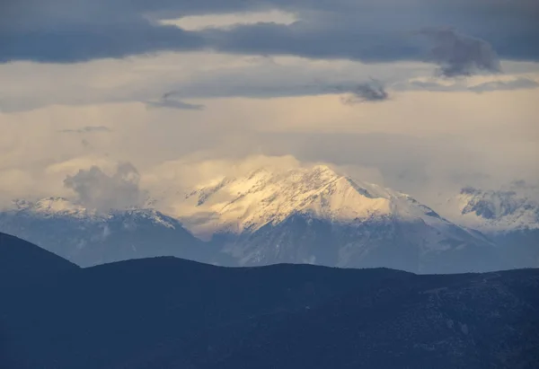 Vue Panoramique Sur Les Montagnes Parnassus Enneigées Par Une Journée — Photo