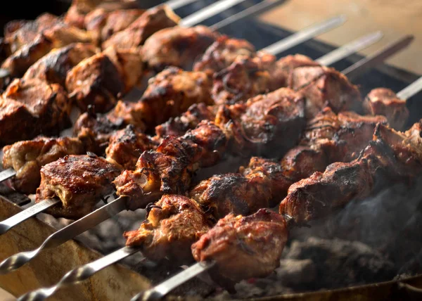 Kawałki Mięsa Gotowane Węgiel Grill Grill Kebab Szaszłyk — Zdjęcie stockowe