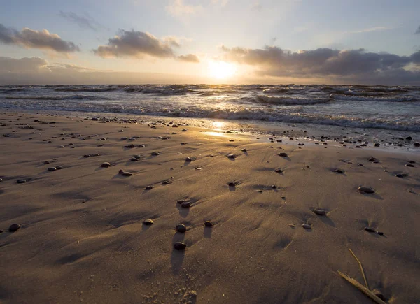 Beau Coucher Soleil Hiver Sur Plage Sable Mer Baltique Lituanie — Photo