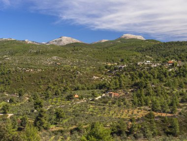Panoramik bir güneşli bahar günü: Evia, Yunanistan adada yükseklikten