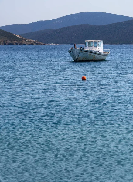 그리스의 에비아 그리스의 휴양지 항구에서 따개비를 — 스톡 사진