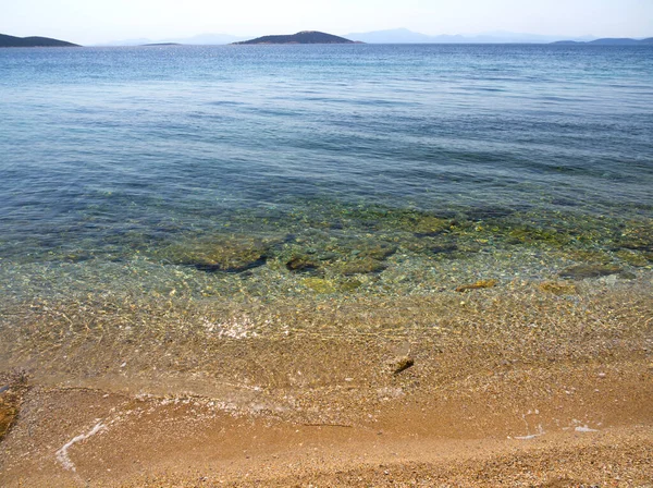 Utsikt Över Stranden Egeiska Havet Nära Staden Marmari Grekiska Evia — Stockfoto