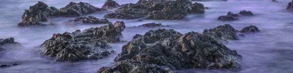 Woda Skały Natura Zdjęcie Długich Ekspozycji Efekt Mgły Panorama Lub — Zdjęcie stockowe