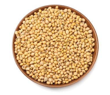 Beyaz arka plan üzerinde izole kase soya fasulyesi. üstten görünüm