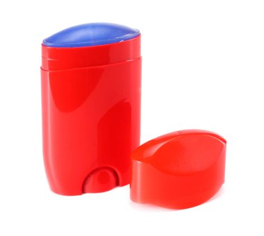 Beyaz arka plan üzerinde izole kırmızı erkek deodorant