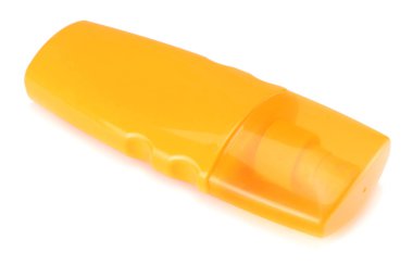 Güneş kremi şişe beyaz arka plan üzerinde izole