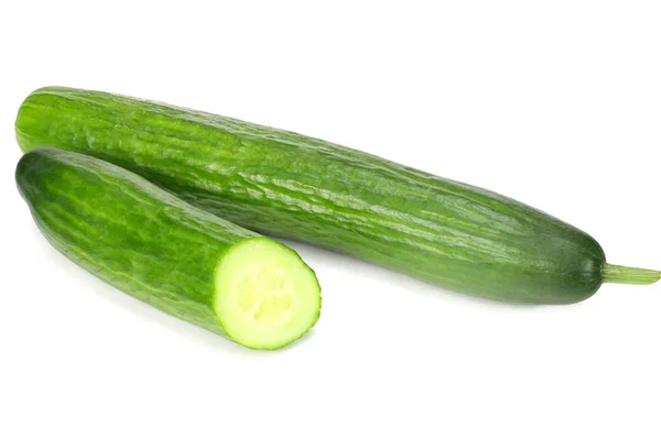 Verse Komkommerschijfjes Geïsoleerd Witte Achtergrond — Stockfoto