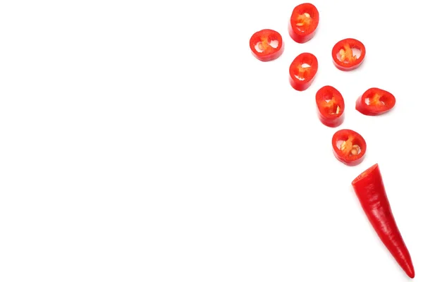 Φέτες Κόκκινες Καυτερές Πιπεριές Τσίλι Απομονώνονται Λευκό Φόντο Πάνω Άποψη — Φωτογραφία Αρχείου
