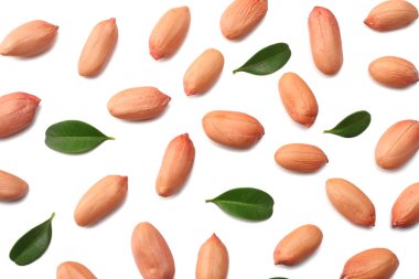 Beyaz arka plan üzerinde üstten görünüm izole fıstık