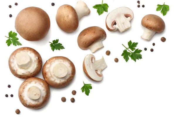 Taze champignon mantar beyaz arka plan üzerinde izole maydanoz ile. üstten görünüm