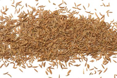 Kimyon ya da kimyon tohumları beyaz arka planda izole edilmiş. Üst görünüm