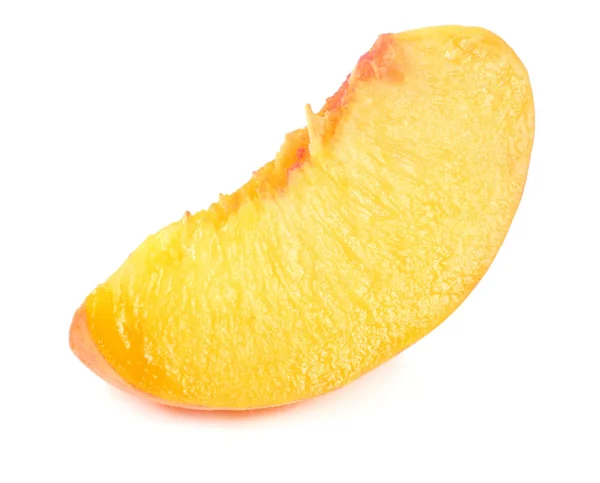 Perzik Fruit Segment Geïsoleerd Witte Achtergrond — Stockfoto