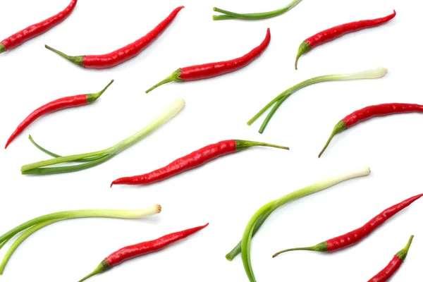 在白色背景色下分离的红辣椒 — 图库照片