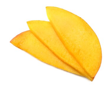 mango dilim beyaz arka plan üzerinde izole. sağlıklı gıda. üstten görünüm