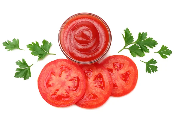 Rebanada Tomate Con Perejil Tazón Cristal Ketchup Aislado Sobre Fondo — Foto de Stock